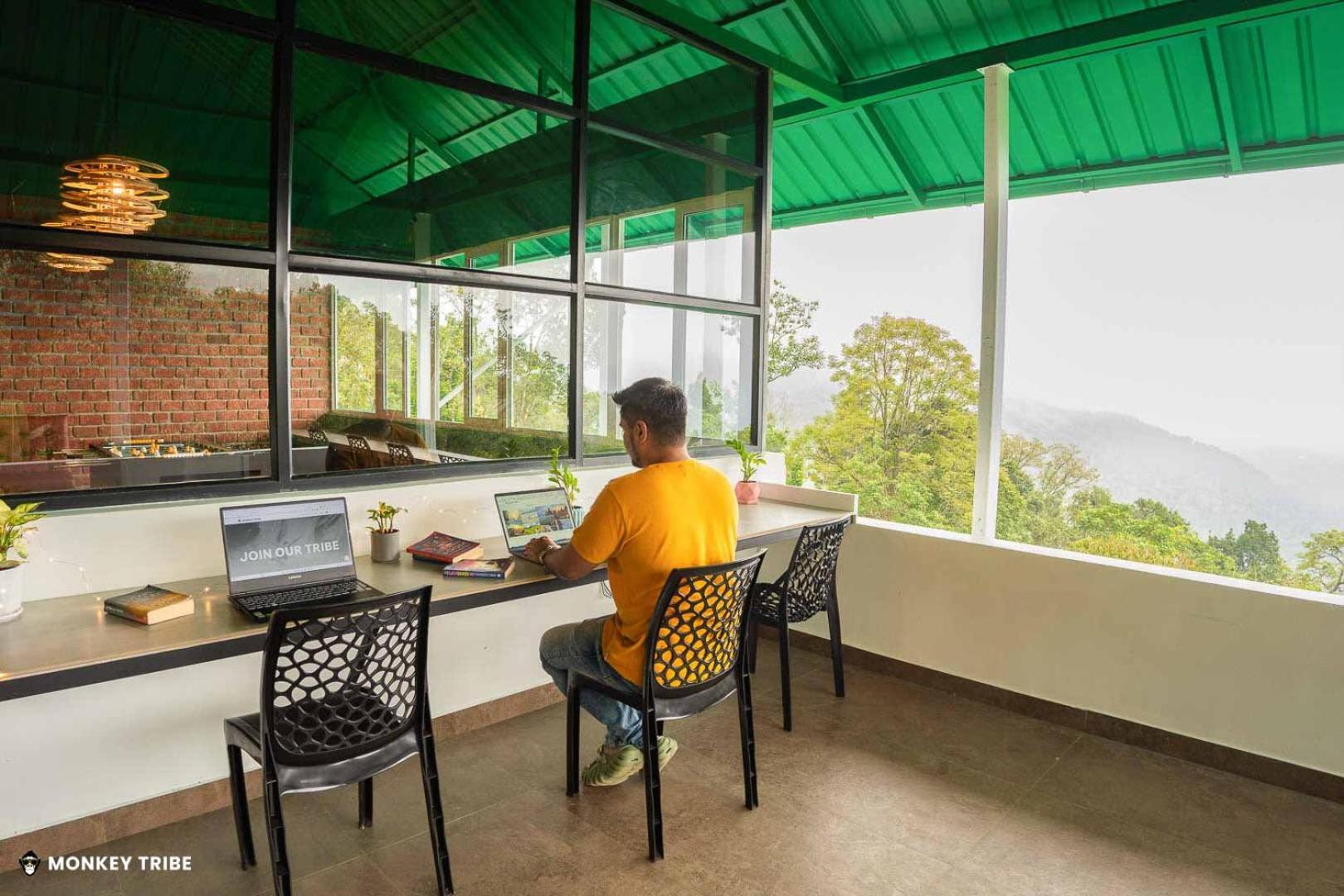 Hostel Monkey Tribe Munnar Exterior foto