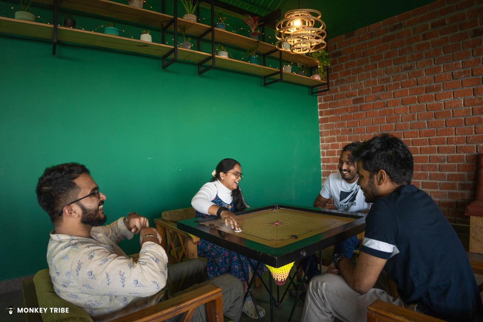Hostel Monkey Tribe Munnar Exterior foto